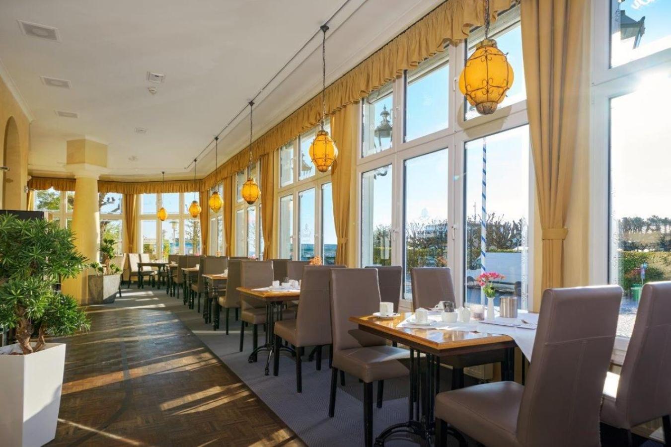 Strandhotel Prinz Von Preussen Zinnowitz Extérieur photo